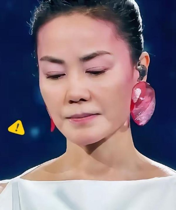 实盘配资平台app下载 不是谢霆锋！不是张嘉益！如今公开出面维护王菲的，而是这个男人